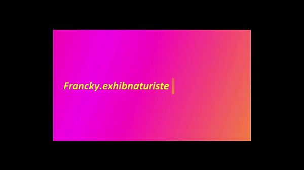 Image je me branle et ejacule sur mes grosses couilles,