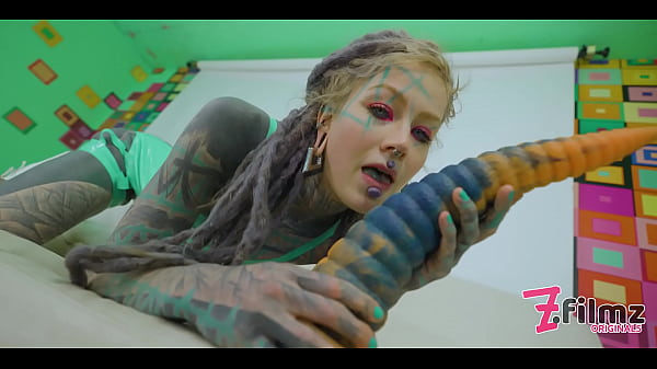 Image Extreme TATTOO dreadhead ANAL riding huge TOY
