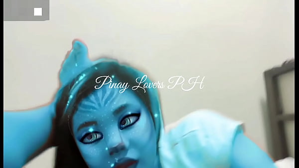 Image Sa sumubo ng cosplayer