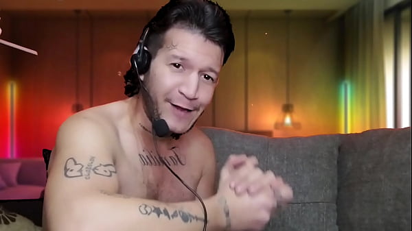 Image Sent&iacute_a mucho dolor en esa posici&oacute_n pero le toc&oacute_ soportarlo para hacer feliz al chacal
