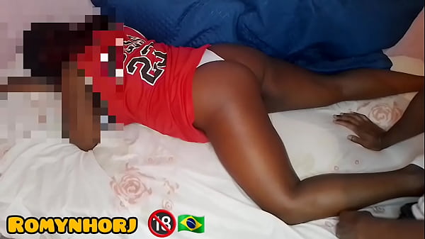 Image DOTADO GOZANDO MUITO NA BUCETA DA PRIMA GOSTOSA