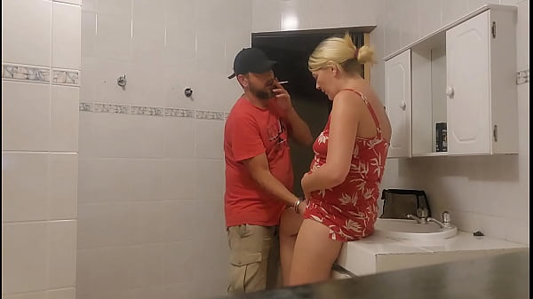 Image Wtf caught my wife cheating with the neighbor at the barbeque