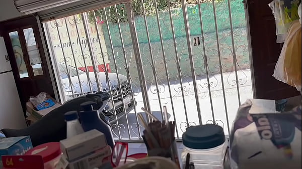 Image Me dejan cuidando la tienda pero cuando sal&iacute_ de ba&ntilde_arme estaban cogiendo mis amigos y me un&iacute_