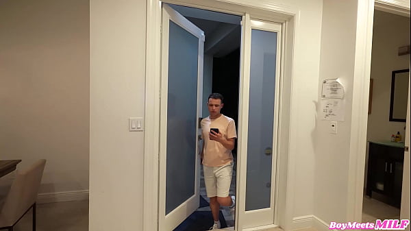 Image Nerdy Sexy MILF Mandy Rhea Gets Fucked While Husband is at Work - Johnny Love -