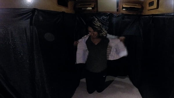 Image Mandy Mynxx fucks stranger in his creeper van