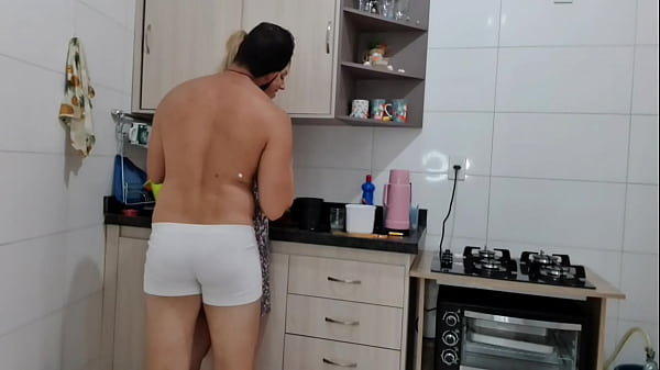Image ACORDEI CHEIO DE TESAO E COMI A SAFADA NA COZINHA