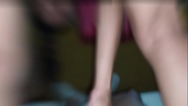 Image Mi vecina en tanga me ofrece follar su rico y apretado co&ntilde_o si olvido la deuda de su esposo con migo, no pienso 2 veces y dejo que me cabalgue.