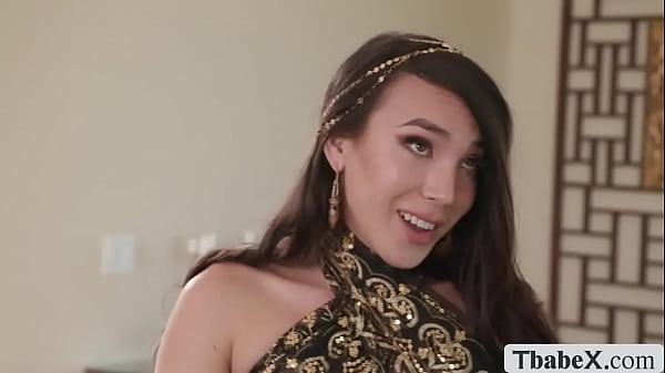 Image Ladyboy Kasey Kei gives blowjob her customer