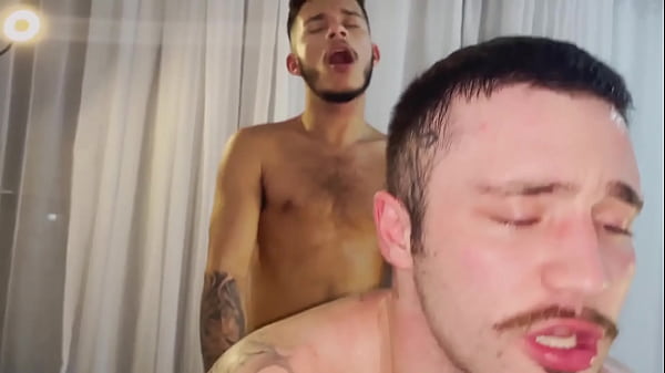 Image Meti meu Pauz&atilde_o no rabo do urso gostoso e enchi de Leite