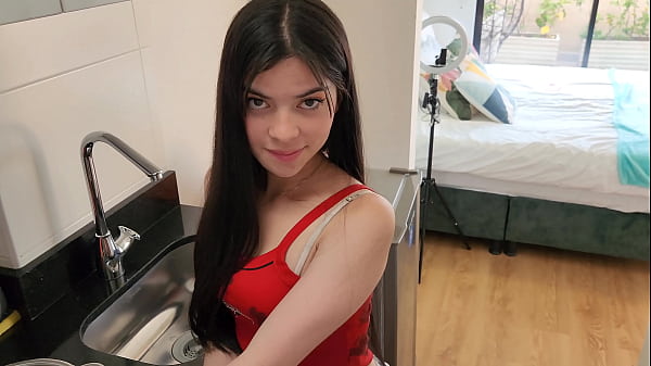 Image The domiciliary man fucks the woman of an apartment secretly from her husband