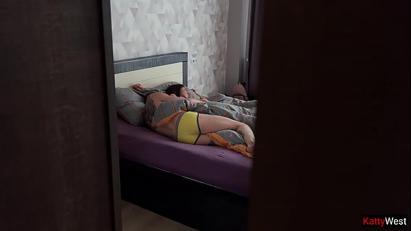 Image Threesome Fucked Each Other - Sucking my boyfriend's dick while getting his ass fucked