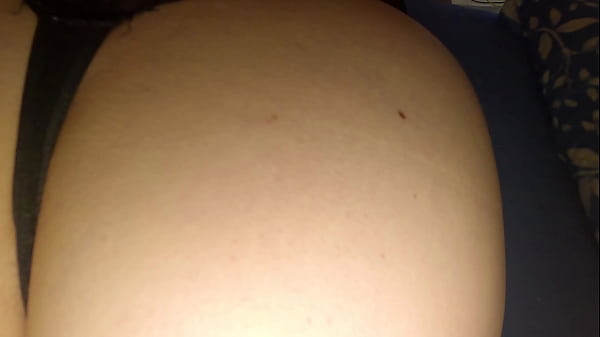 Image Mi Hermanastra Culona tiene ganas de verga. La morrita Gordibuena termina con un rico orgasmo, video casero real.