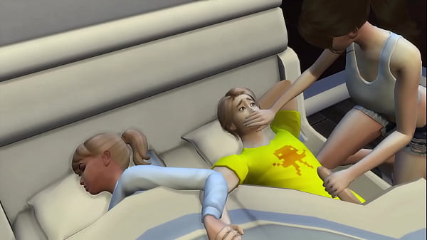 Image HIDDEN BLOWJOB ENDS IN THREESOME