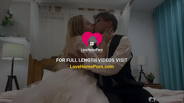 Image Amateur beauty lets me fuck her ass