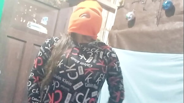 Image SEXO CON MI VIEJA MADRASTRA!! ZORRA GOLOSA ME LLAMA A SU DEPARTAMENTO, LUEGO ME DICE QUE SU MARIDO NO LA ESTA FOLLANDO SEGUIDO Y QUE SU VAGINA CALIENTE ESTA CON MUCHAS GANAS DE FOLLAR. PORNO REAL CASERO