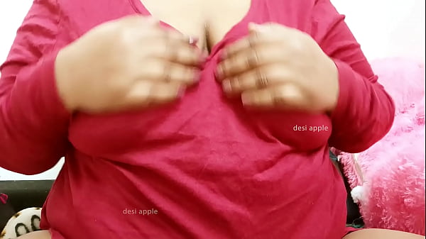 Image Sexy girlfriend showing boobs