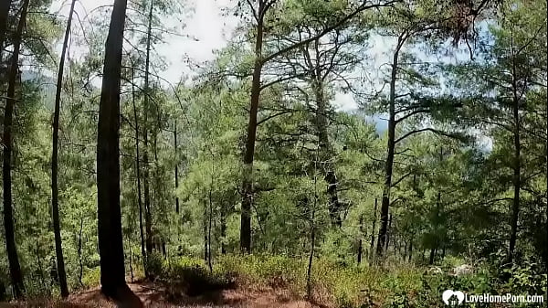 Image Cute girlfriend wanted anal in the woods