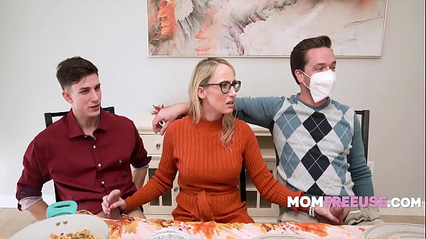 Image Free Use Makes Family Thanksgiving Bearable