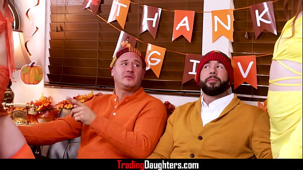 Image Teens Saved Thanksgiving By Swapping Stepdads