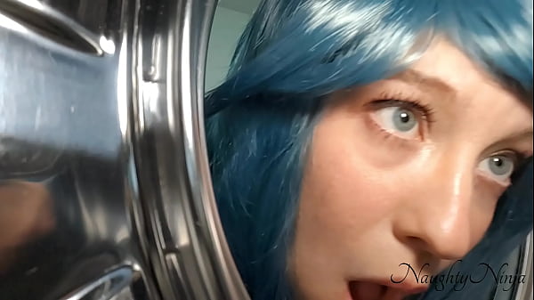 Image Her Naked Butt Got Stuck in the Washing Machine
