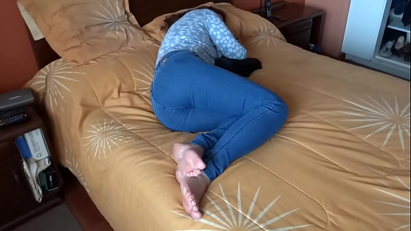 Image He caresses me while I rest and I up excited, a big cumshot on my tits