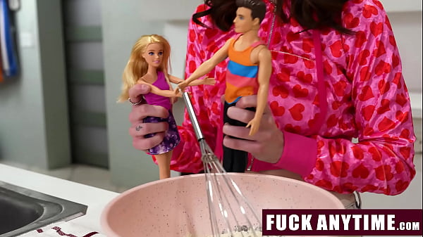Image Teen's Imagination Turns Her Dolls Into Freeuse Threesome Sesh - Fuckanytime