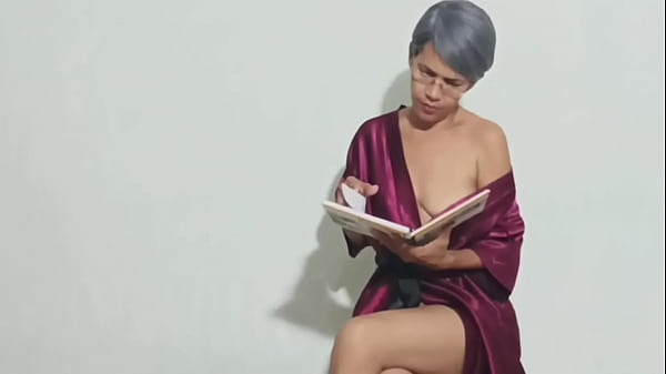 Image I fuck my swingersamateur40 stepmom while she meditates, she swallows my big hard cock, how delicious it is to cum in her ass.
