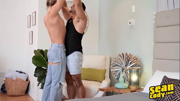 Image Shawn Brooks & Axel Rockham Meet For The First Time And Find Out How Incredible Their Sexual Chemistry Is - SEAN CODY