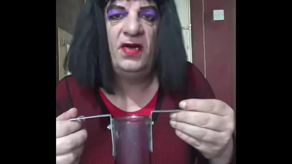 Image bisexual crossdresser fills himself up part 1