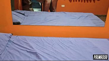 Image Joven se folla a madura: Tuvimos sexo rapid&iacute_n. &iexcl_Ella me tiene ganas!, &iexcl_le gustan los j&oacute_venes! &iexcl_Follamos hasta en el ba&ntilde_o y se tom&oacute_ la corrida!