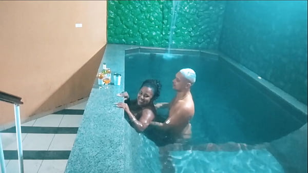 Image Ela quer me fazer de SUBMISSO me. Espancando achando q o &uacute_tero aguentaria ficar sangrando
