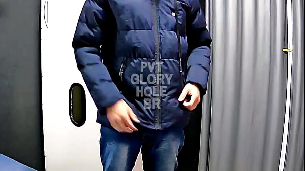 Image Motorista de aplicativo h&eacute_tero casado, magro, dotado uncut e rabudo veio gozar no GloryHole e o pediu para eu sair da cabine para gozar na minha cara!!! (COMPLETO NO RED)