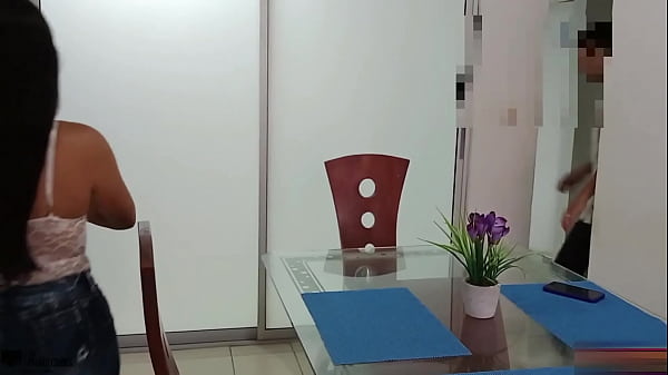 Image La madrastra quer&iacute_a la polla de su hijastro! Ya su Marido cornudo no la complace ! HISTORIA COMPLETA