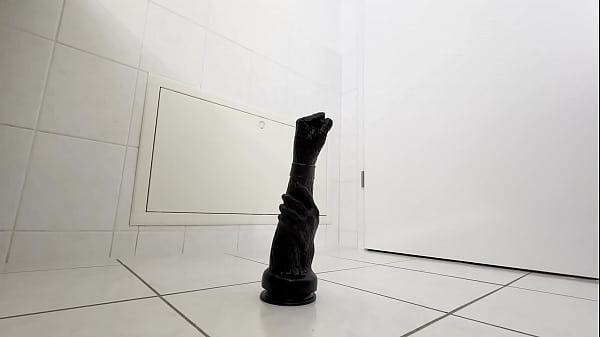 Image Big Dildo and fat ass