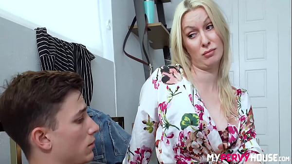 Image Sydney Paige Stretch Her MILF Hole And Rode Her Stepson Hard