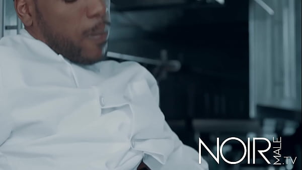 Image I give a gift to my chef, a blowjob
