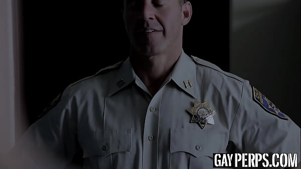 Image Tattooed Young Perp Fucked by a Cop to prove innocence