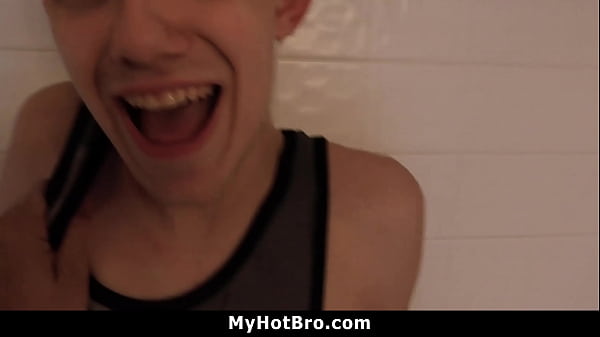 Image Tiny Stepbrother Getting Barebacked by Big Stepbro in The Shower - Myhotbro