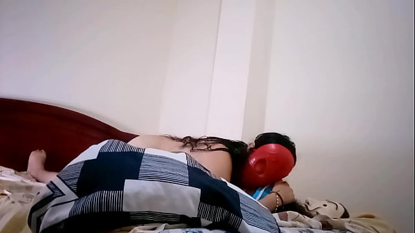 Image MADRASTRA SEXY ENTRA A MI CUARTO Y APROBECHA LA NOCHE SOLA PARA PEGARME UNA MAMADA SEXO AMATEUR REAl CASERO