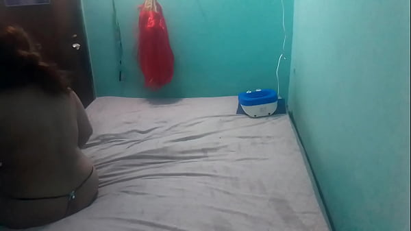Image Mi novia cabalgandome mientras nos miran por webcam