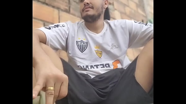 Image Brincando com a cueca que o par&ccedil_a esqueceu aqui em casa