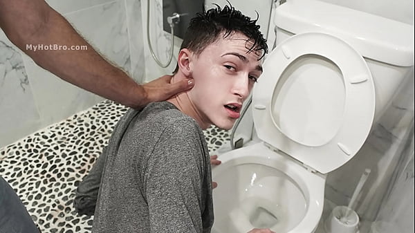 Image Immature Stepbrother Getting Ponded by Big Stepbro - Myhotbro