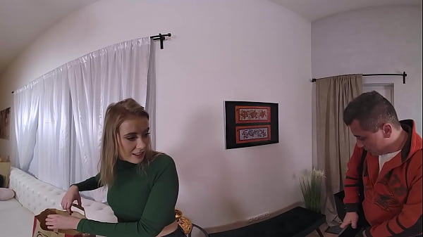 Image RealityLovers - Casey Nice Has a Special Surprise For The KFC Guy