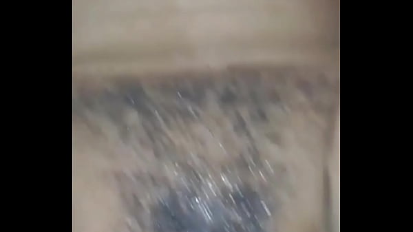 Image Goza seu corno manso em cima da minha buceta peluda