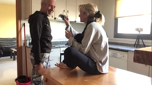 Image LOVE IN THE KITCHEN