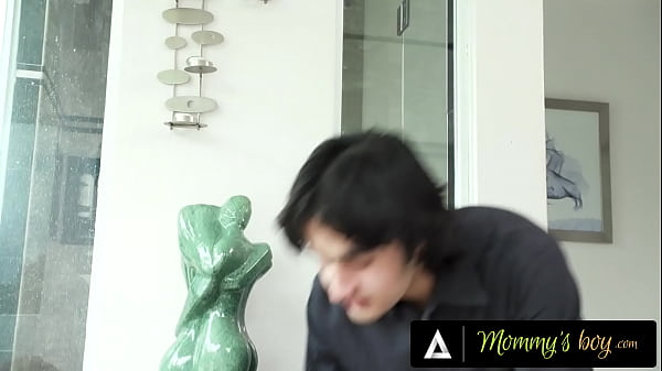 Image MOMMY'S BOY - Celebrity MILF Ryan Keely Has Strong Desire Of Assistant's Big Dick Deep Inside Her