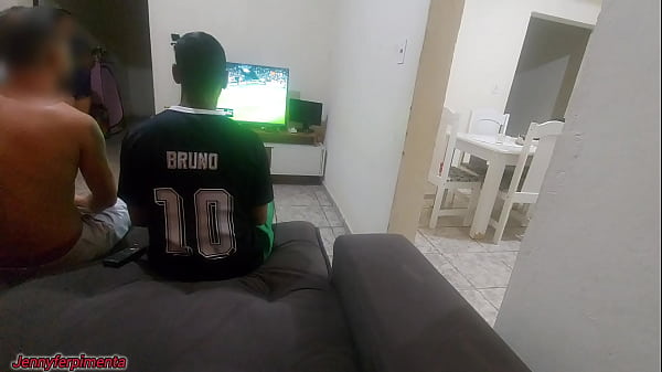 Image tive que fazer sexo com amigo do meu marido por causa de uma aposta, mas fiquei com tes&atilde_o e acabei fazendo DP com os dois