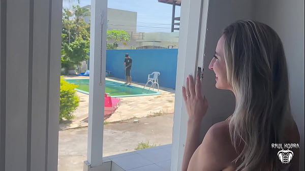 Image LOIRA CASADA ESPEROU O MARIDO SAIR DE CASA PARA DAR A BUCETA PARA O PISCINEIRO *** COMPLETO NO SHEER E NO RED *** PATTY WIFE RAUL KOBRA