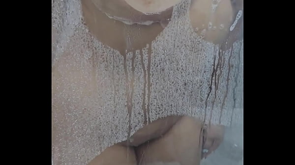 Image Surprise in the bathroom with a mature woman with a big ass