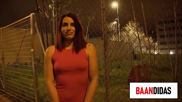 Image cubana quiere sentir toda la pinga dentro de su co&ntilde_o porque le calienta el dinero